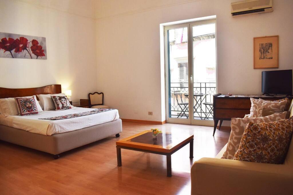 Appartamento Nel Centro Storico Di Palermo - Via Meli'S House Extérieur photo