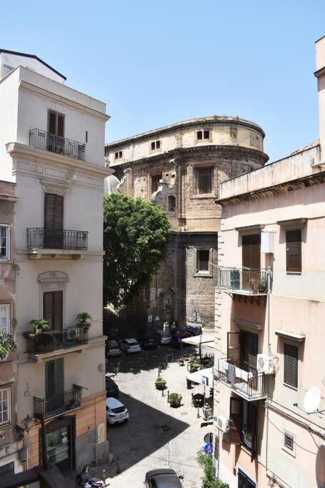 Appartamento Nel Centro Storico Di Palermo - Via Meli'S House Extérieur photo